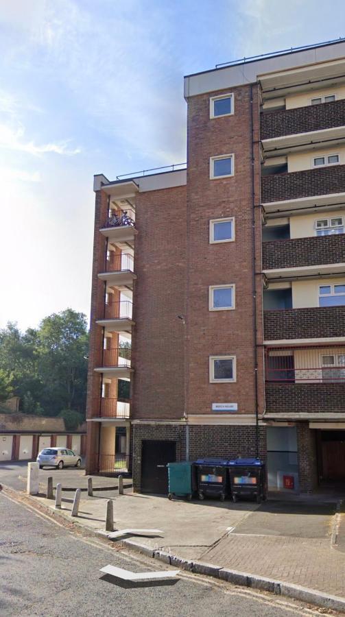 2 Bedrooms 2 Stations Londres Exterior foto