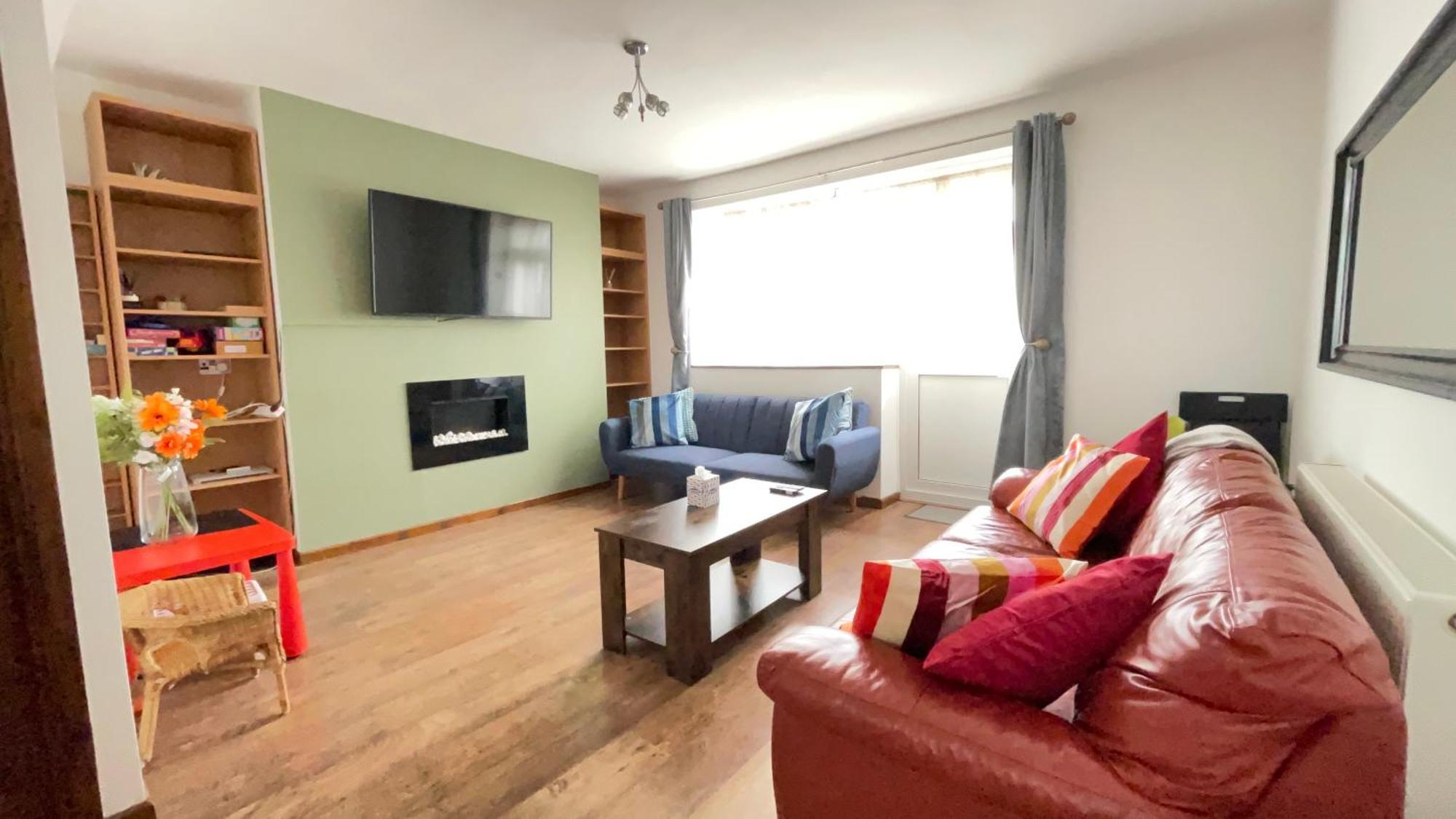 2 Bedrooms 2 Stations Londres Exterior foto