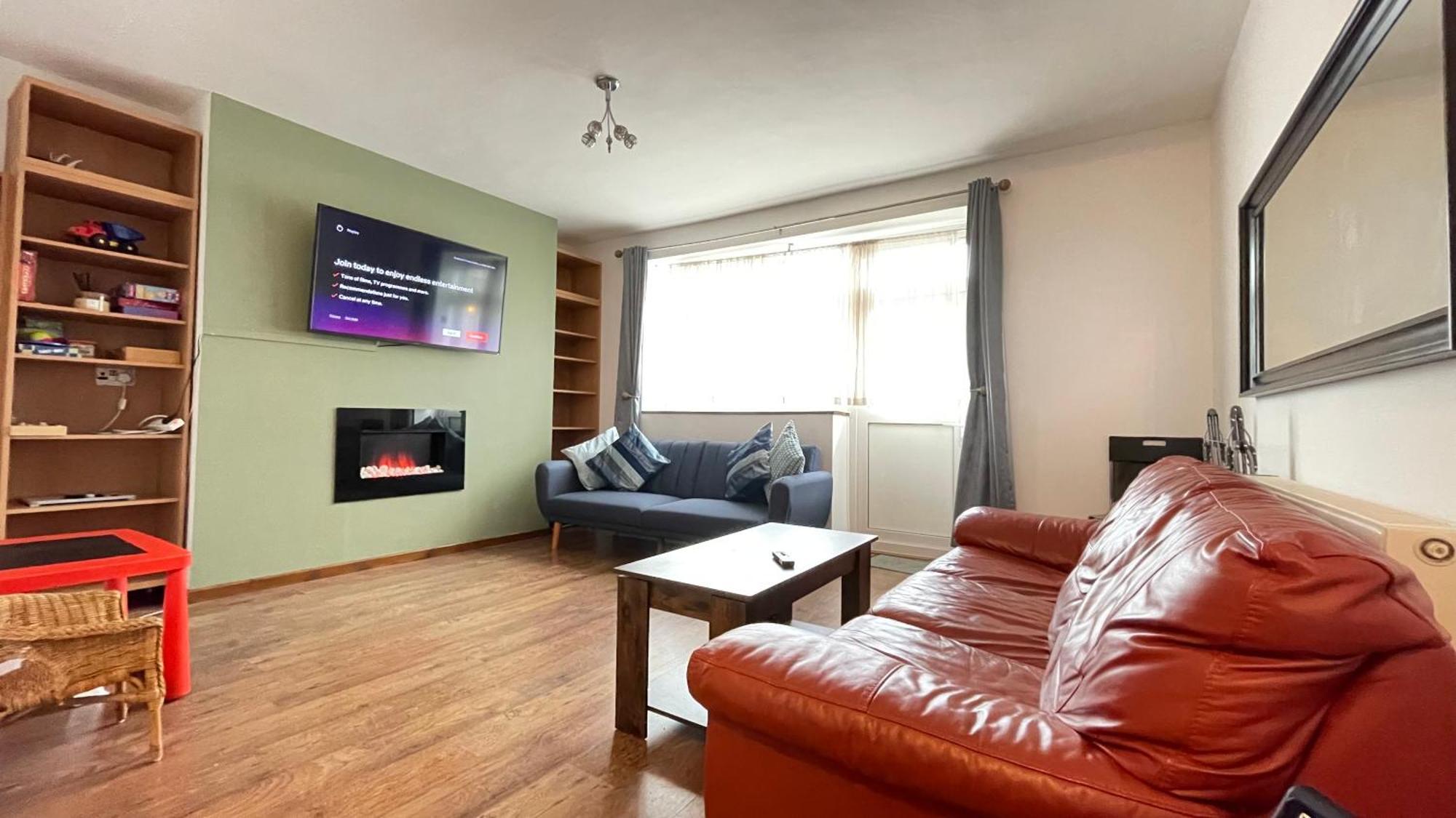 2 Bedrooms 2 Stations Londres Exterior foto
