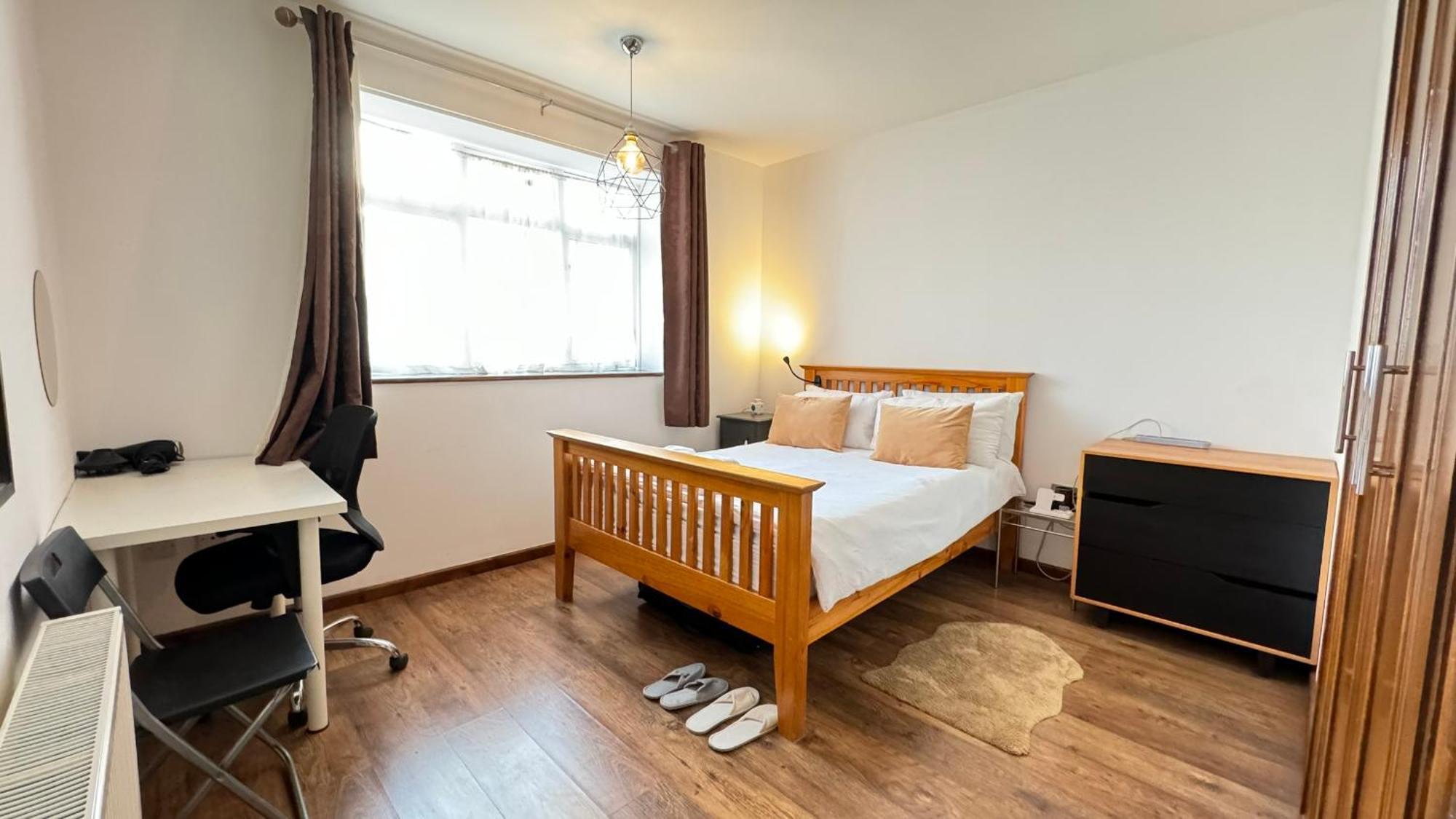 2 Bedrooms 2 Stations Londres Exterior foto